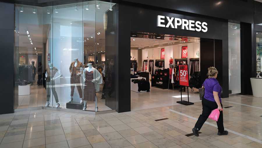 Clothing Retailer Express Declares Bankruptcy, Plans to Close Stores in ...