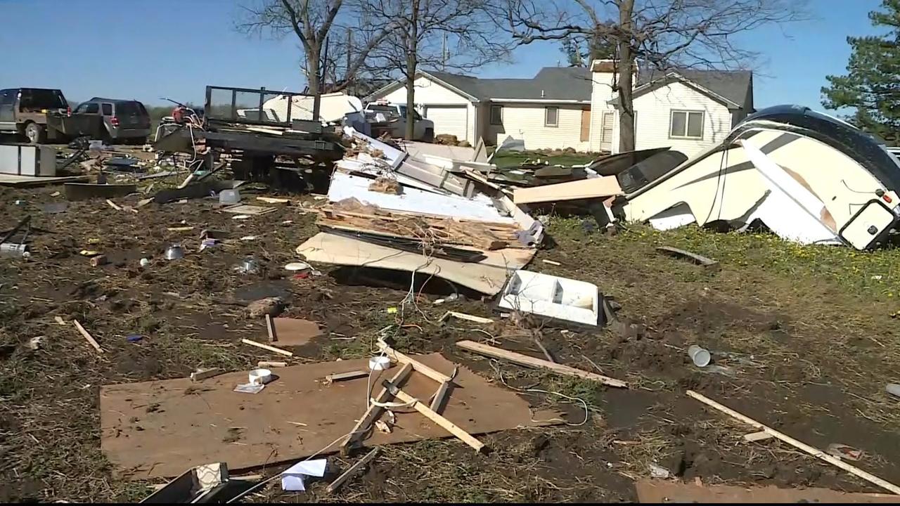Severe Storms Strike Central US, Tornadoes Cause Damage in Kansas and Iowa