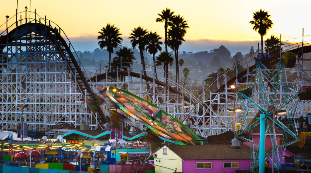 Unveiling America's Most Thrilling Amusement Parks: From Coast to Coast