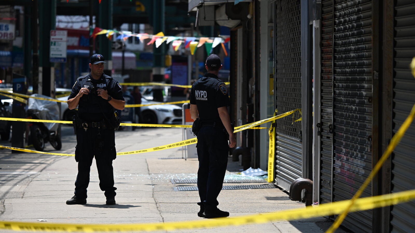 Queens Man Fatally Shoots Brother, Injures Mother