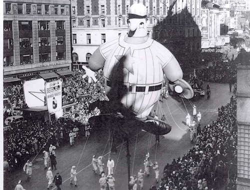 Vintage photos capture NYC Macy’s Thanksgiving Day Parade over the years