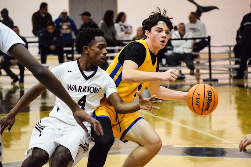 Staten Island HS boys’ JV hoops (3 games): Gabe Moschella propels St. Peter’s over Curtis; Sea, Petrides also prevail