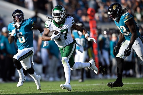 Jets beat Jags for first win since October as Davante Adams, Aaron Rodgers finally break out