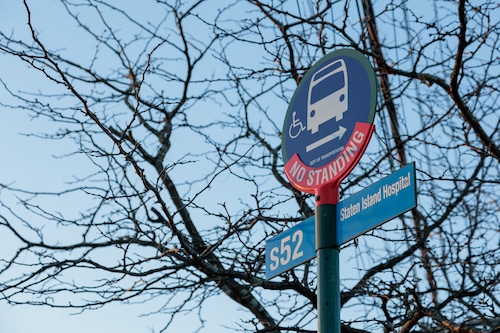 2 MTA bus stops removed from Staten Island University Hospital campus: What riders need to know