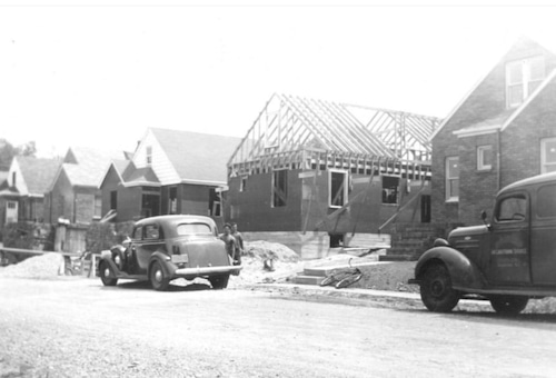 Cheshire Place: A quiet, convenient street in Sunnyside | Then and Now