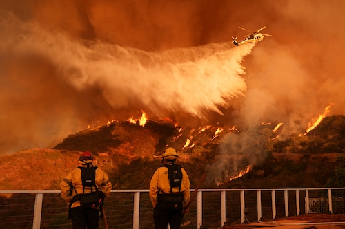 L.A. police arrest suspect allegedly pretending to be firefighter in fire zone