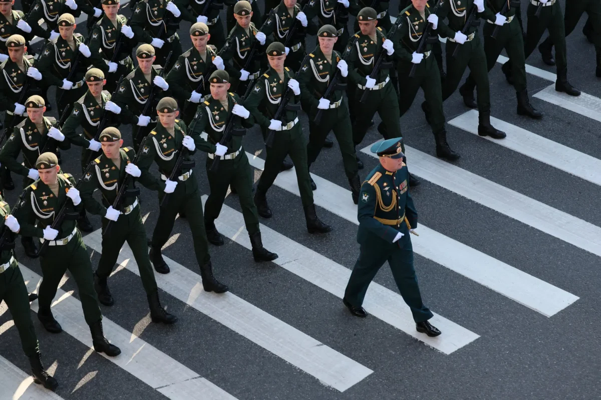 Putin Projects Defiance and Global Reach at Victory Day Parade Amid War Stalemate
