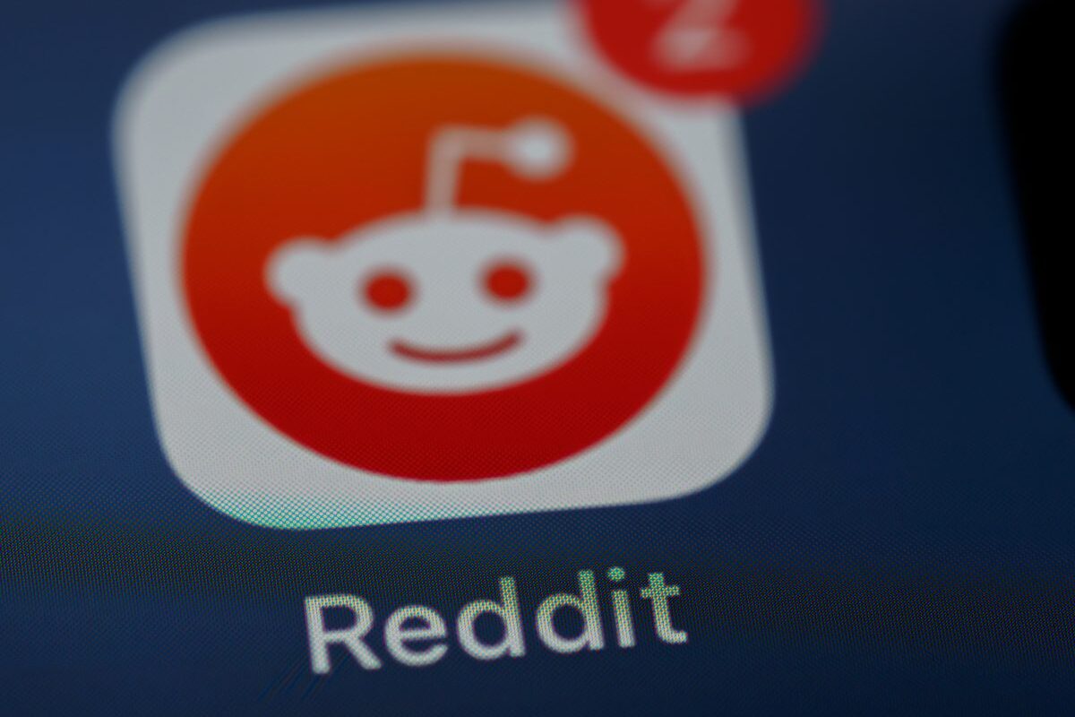 Why Reddit Is Blocking Mobile Web Users — And What It Really Means in 2026