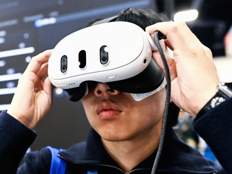 Meta Reverses Course on Horizon Worlds VR Shutdown, Keeping Platform Alive “for the Foreseeable Future”